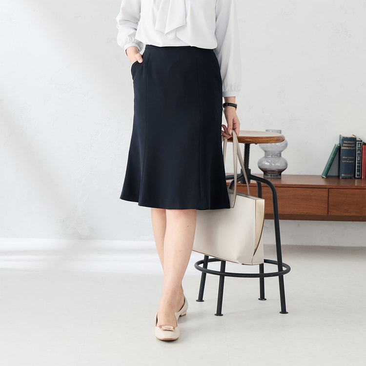 パウダリーストレッチ 紺 フレアスカート セットアップ着用可【AOKI