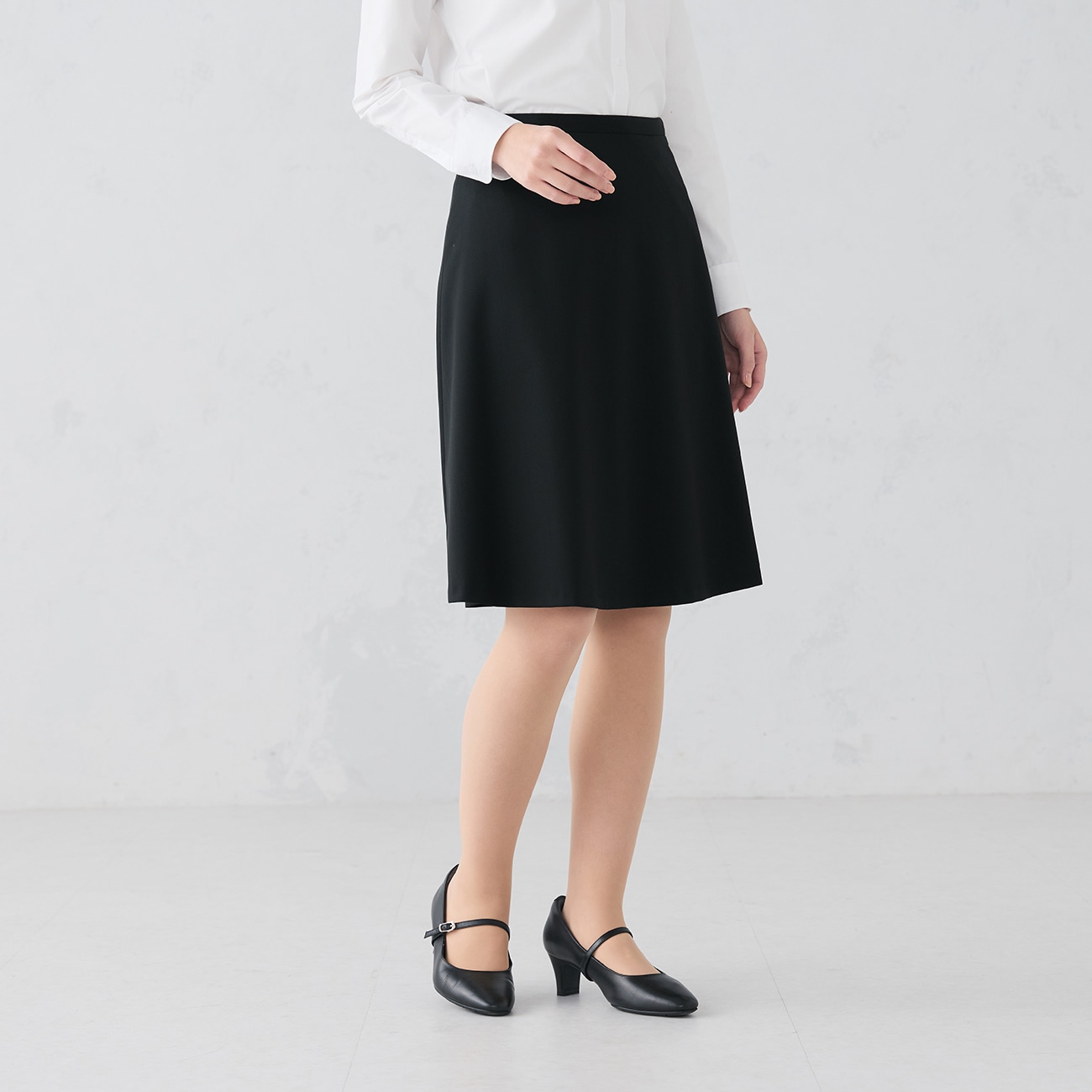 就活スーツ アオキ Sサイズ黒 超美品 ≪sweet2月号掲載≫ 【ビジネスから就活まで】究極の就活スーツ 洗える
