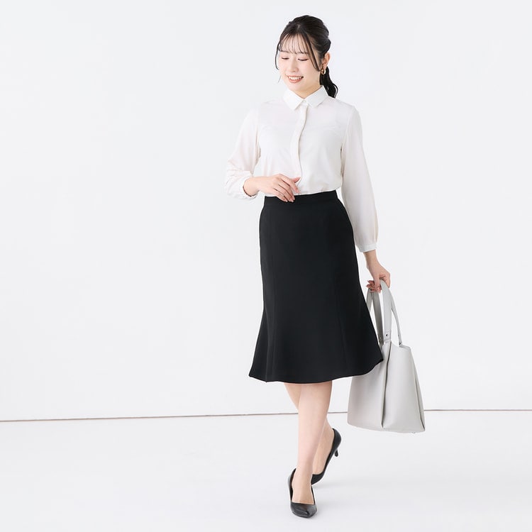 パウダリーストレッチ 黒 フレアスカート セットアップ着用可【AOKI