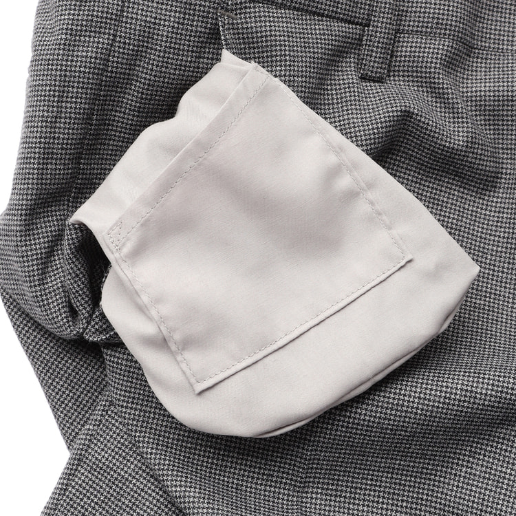 ■新品 CAFE SOHO 夏秋ウールノータック 洗濯OK 黒/チャコール&織り柄ストライプ W82 定価7，344 □新品 CAFE SOHO 春夏ウール2タック 洗濯乾燥OK 黒 W94 定価1