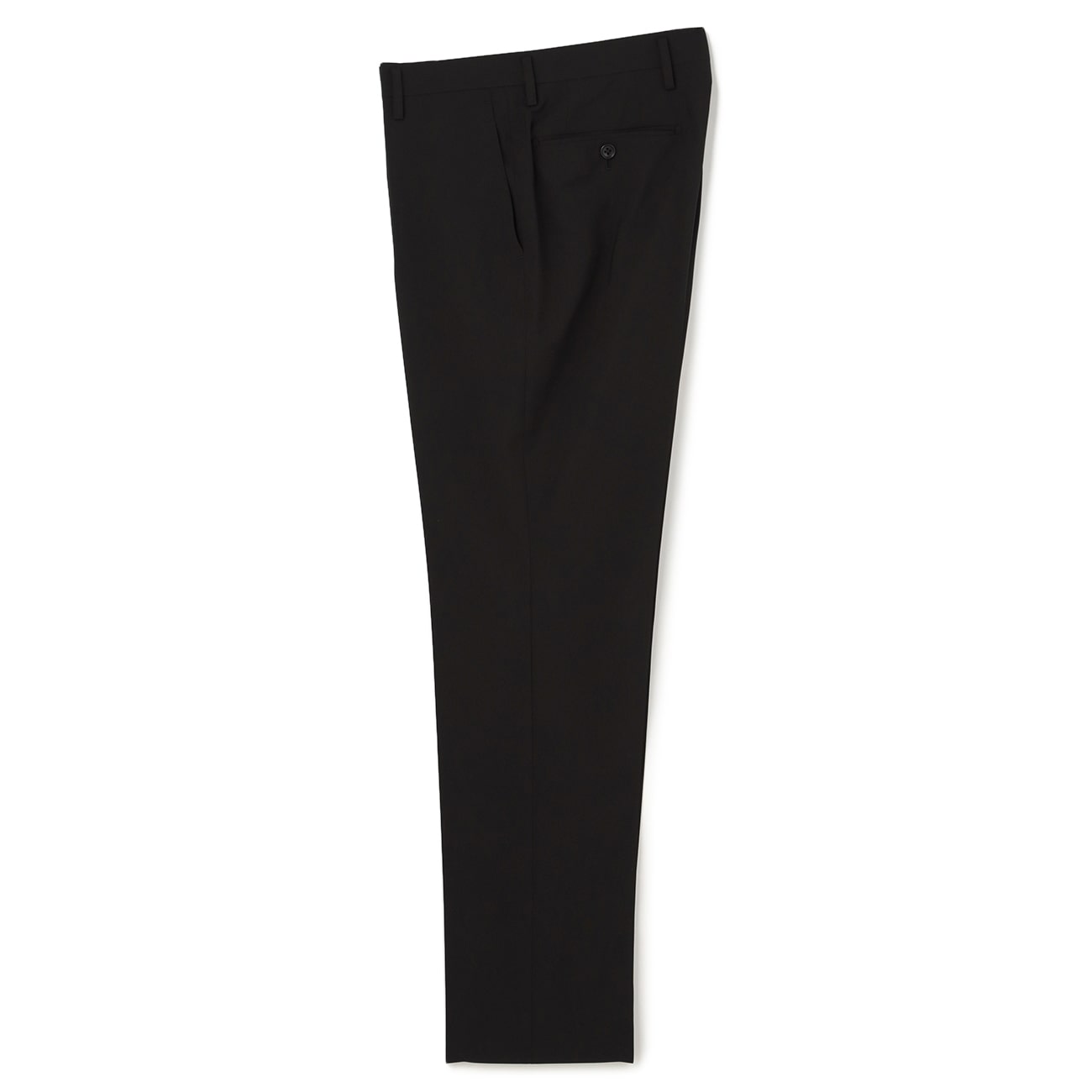 自宅で洗えてお手入れも簡単なストレッチパンツノータックですっきりしたシルエット、ストレッチ素材で履き心地もラク。ベーシックな無地のシンプルなデザインで、通勤だけでなく休日にも活躍するノンアイロンパンツ