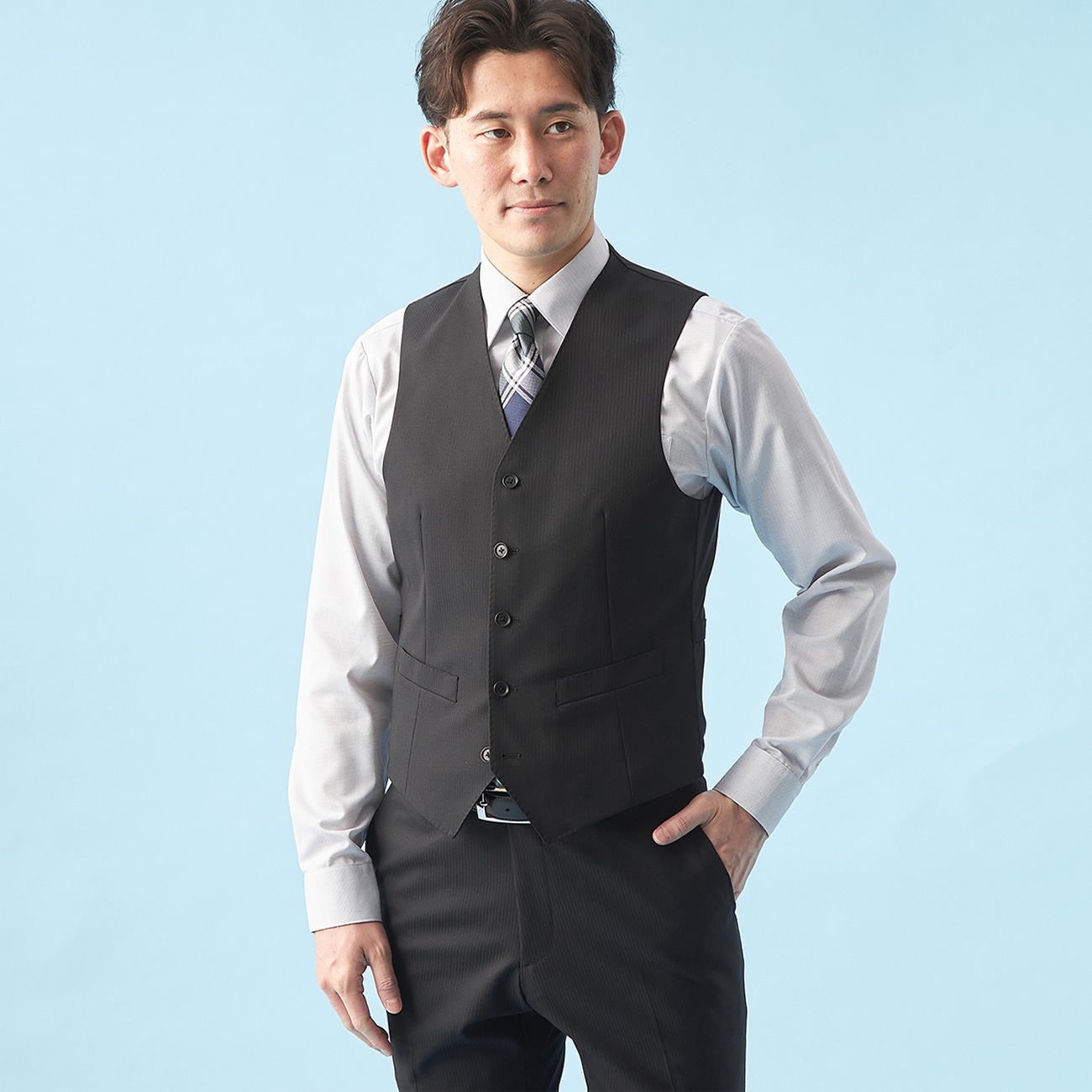 【QOS】 黒シャドーストライプベスト スリム LES MUES セットアップ着用可 【QOS】 黒シャドーストライプベスト スリム LES MUES セットアップ着用可