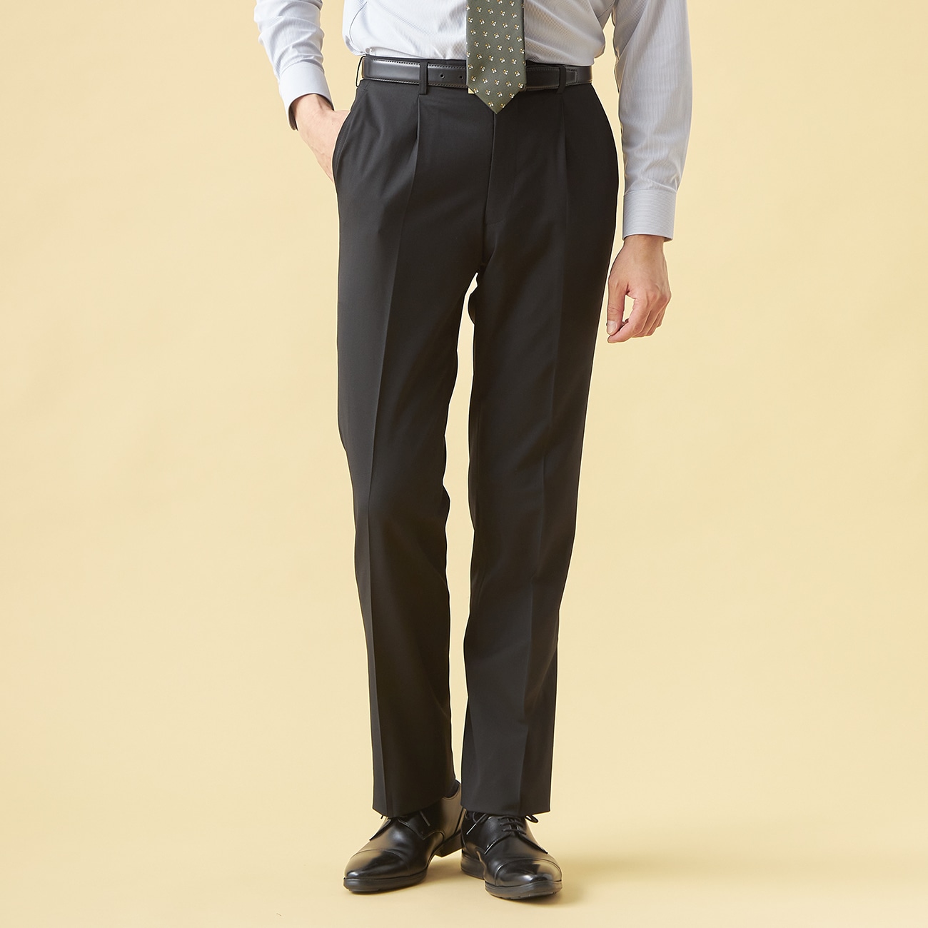 【QOS】黒無地ワンタックパンツ LES MUES セットアップ着用可 【QOS】黒無地ワンタックパンツ LES MUES セットアップ着用可