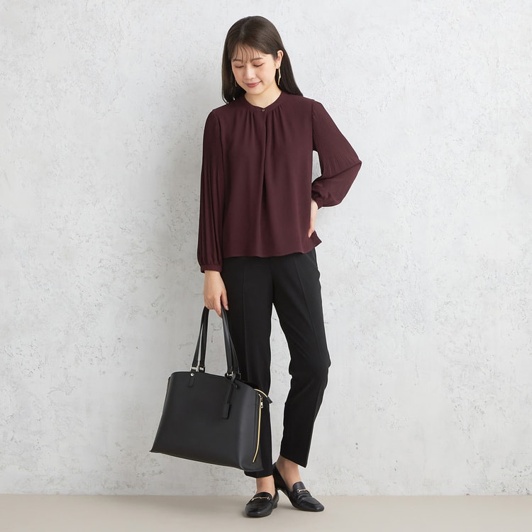 パウダリーストレッチツイル クロップドパンツ 黒 セットアップ