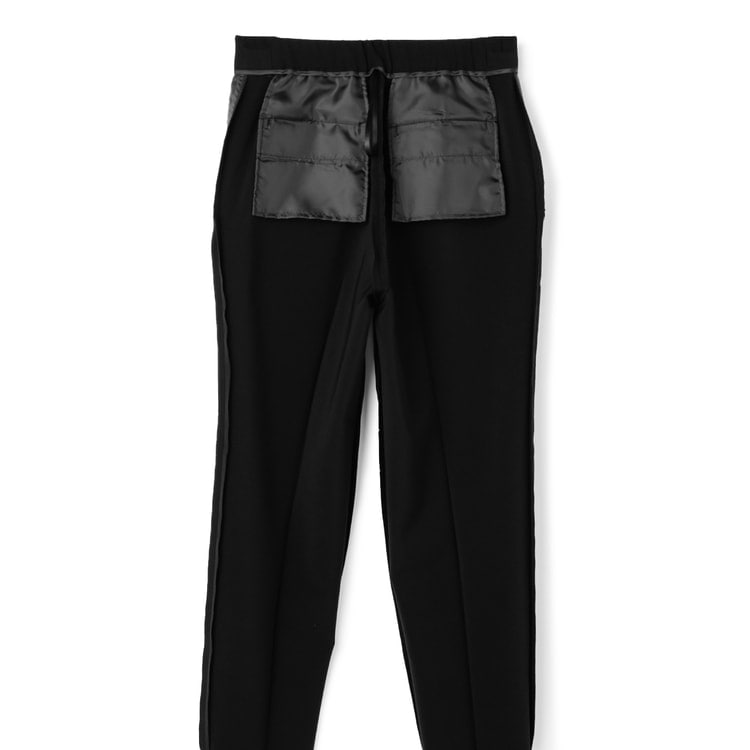 パウダリーストレッチツイル クロップドパンツ 黒 セットアップ
