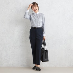 パウダリーストレッチツイル クロップドパンツ 紺 セットアップ
