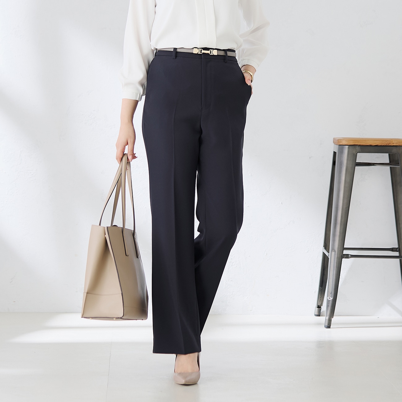 ≪Oggi4月号掲載≫ パウダリーストレッチ紺 ワイドパンツ セットアップ着用可 ≪Oggi4月号掲載≫ パウダリーストレッチ紺 ワイドパンツ セットアップ着用可