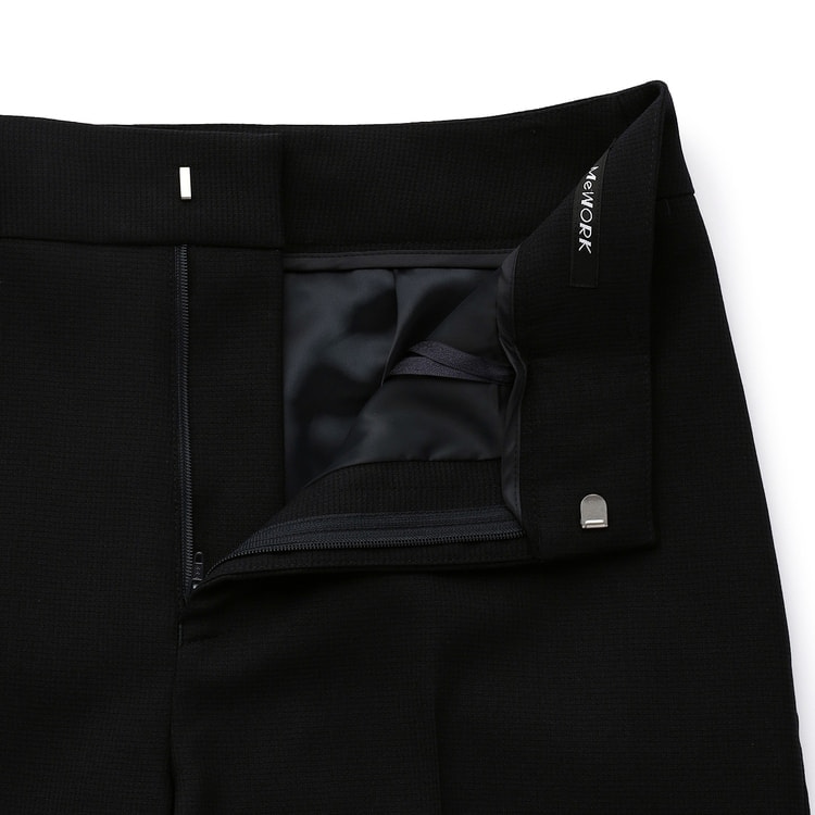 美品✨プラステ パンツスーツ ノーカラーセットアップ 星玲奈 ストレッチ 黒 L 日本製 セットアップ 美シルエットセットアップ[品番