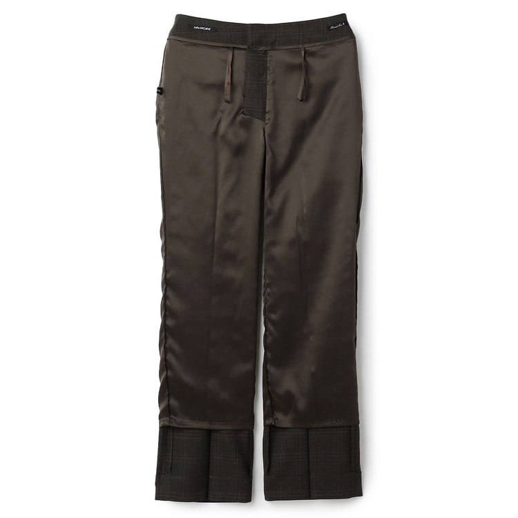 極美品　洗えるキレイスーツ 360°キレイ パンツ　セットアップ 茶 洗える360°キレイスーツ 茶 ストレートパンツ セットアップ着用