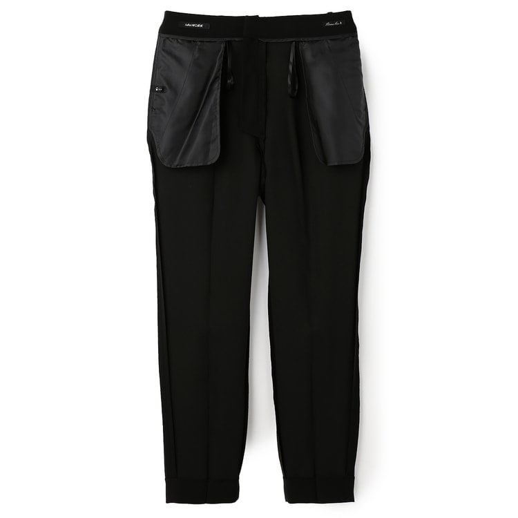 パウダリーストレッチ 黒 クロップドパンツ セットアップ着用可【AOKI