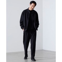 BIZ MOVE】スタンドカラーストレッチアウター セットアップ着用