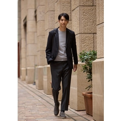 BIZ MOVE】ファンクショナルセットアップジャケット セットアップ着用