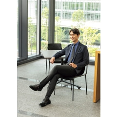 パジャマスーツ】プレミアムジャージージャケット 紺 セットアップ着用