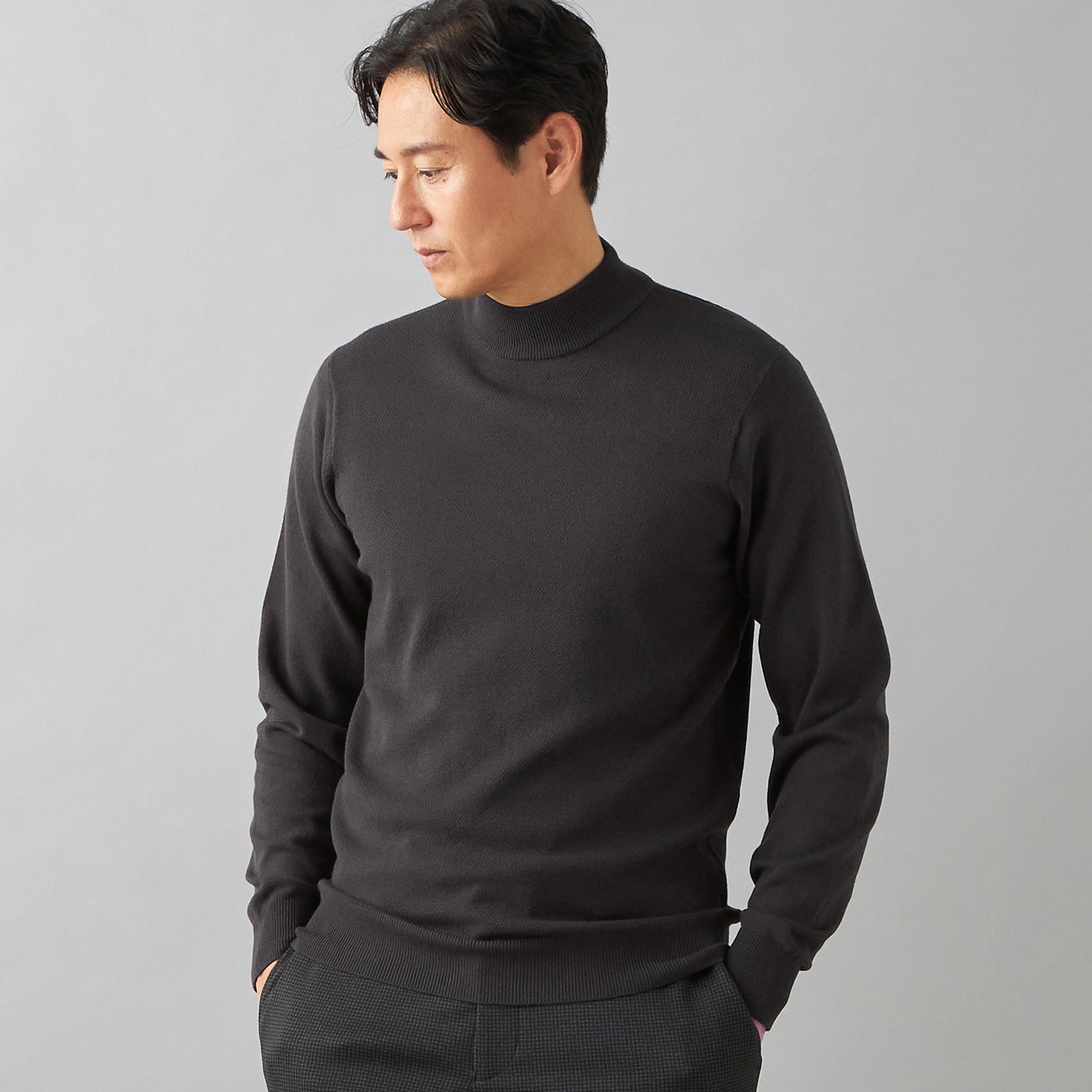 ≪Begin12�����f��≫�yL��W�f�U�C���z�d���ĉ��V���[�Y �O�g�n���n�C�l�b�N�Z�[�^�[