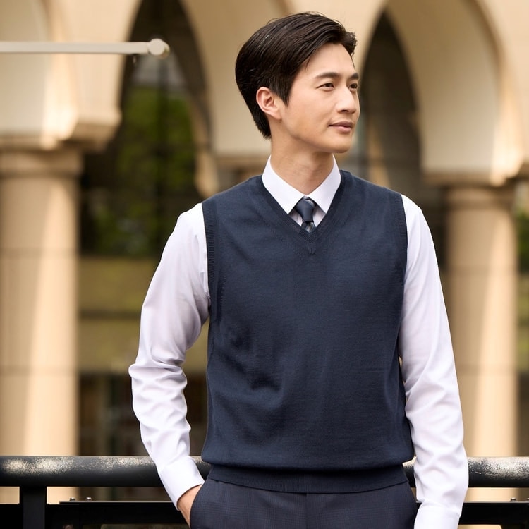 ビズニットセーター】Vネックベスト LES MUES【AOKI公式通販】