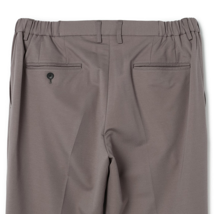 新品AOKI アオキ洗えるストレッチ パジャマスーツベージュ パンツ