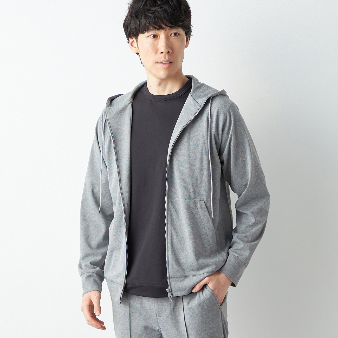 【SPORTY CASUAL】ストレッチジャージパーカー セットアップ着用可