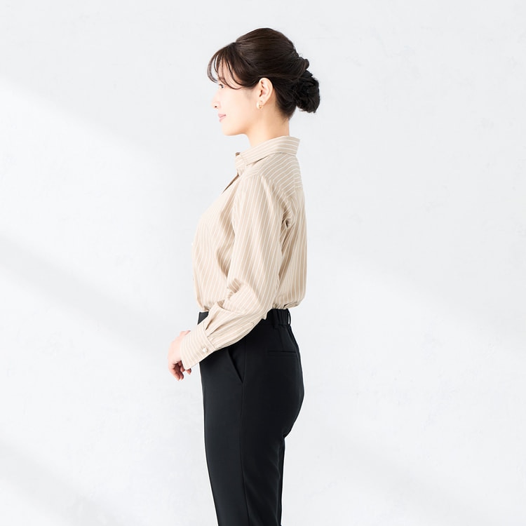 vm ヴーム いろいろ釦スキッパーシャツ ベージュ pal'las palace ≪Oggi4月号掲載≫ 【Oggiコラボ】パール付きスキッパーシャツ