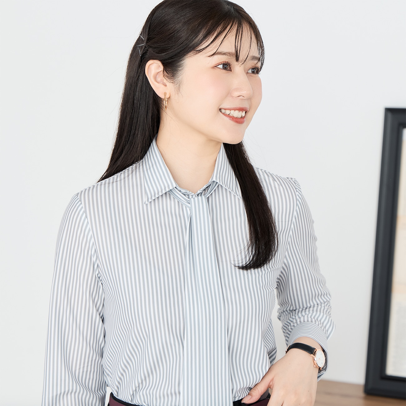 ボウタイ付きレギュラーカラーシャツ｜ノンアイロン・UVカット
