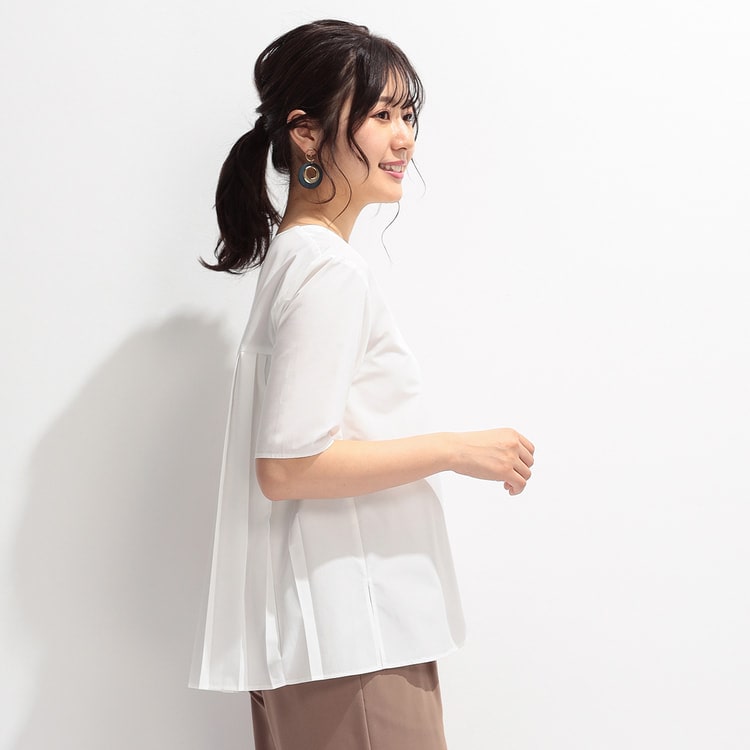 Oggi.jp June publication≫ Cool Cool Touch Fabric soft touch back pleated design shirt