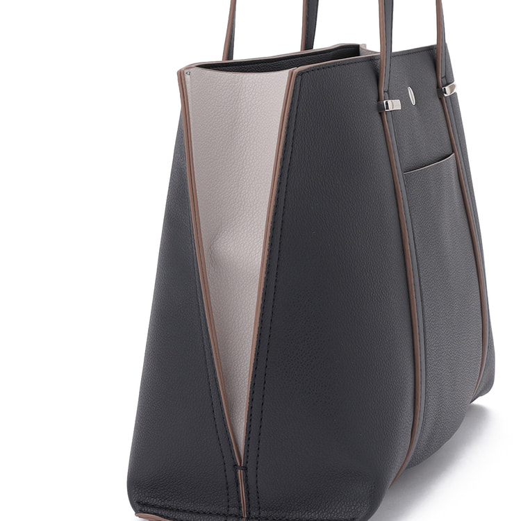 AOKI Oggi10月号掲載 A4・パソコン対応 ポイント金具付きバッグ 黒 A4・パソコン対応 多機能ポケットトートバッグ 黒【AOKI公式通販】