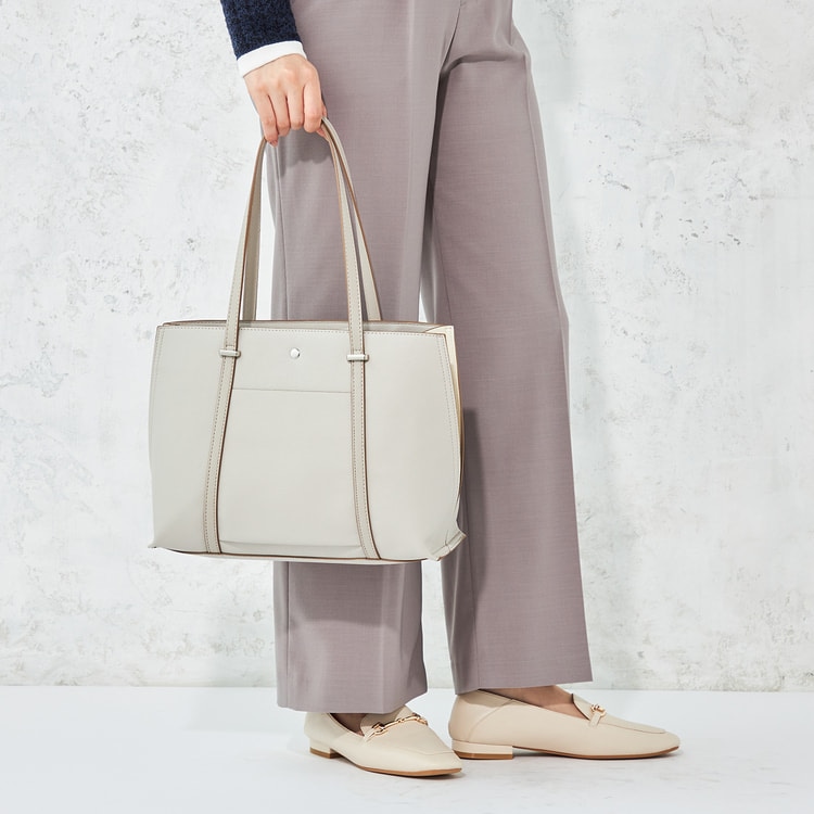 COACH‼️未使用状態グレーアイボリー2WAYバッグA4ファイルOK‼️ A4対応 軽量 配色トートバッグ【AOKI公式通販】