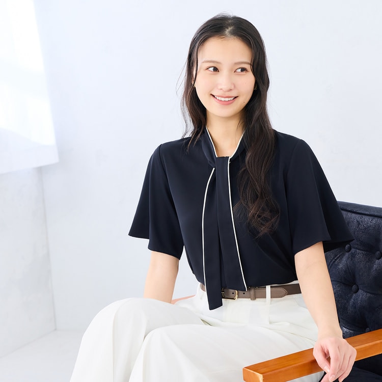 ラクしてキレイ見え】配色ボウタイブラウス 半袖 【WEB限定商品