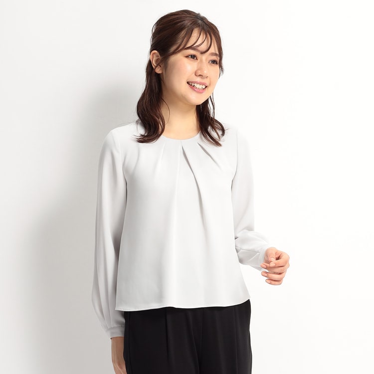 Static-proof back pleated blouse
