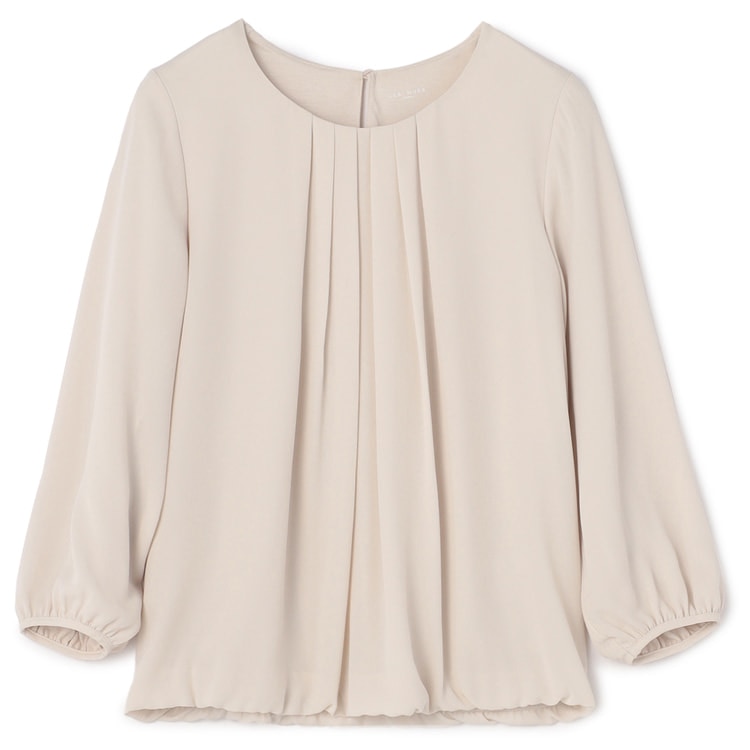 Tuck design blouse Anti-wrinkle Static electricity reduction three-quarter sleeves