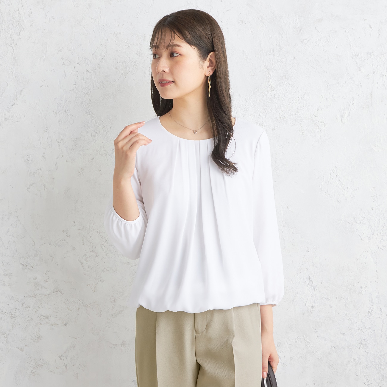 【ログインで10％OFF】〈Oggi.jp8月掲載〉タックデザインブラウス｜防しわ