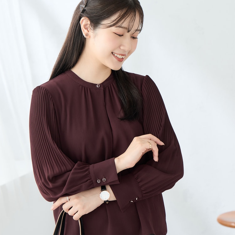【専用】ジャスグリッティー 楊柳プリーツ袖プルオーバー ブラウス ジャスグリッティー ウォッシャブル楊柳プリーツ袖フレアブラウス
