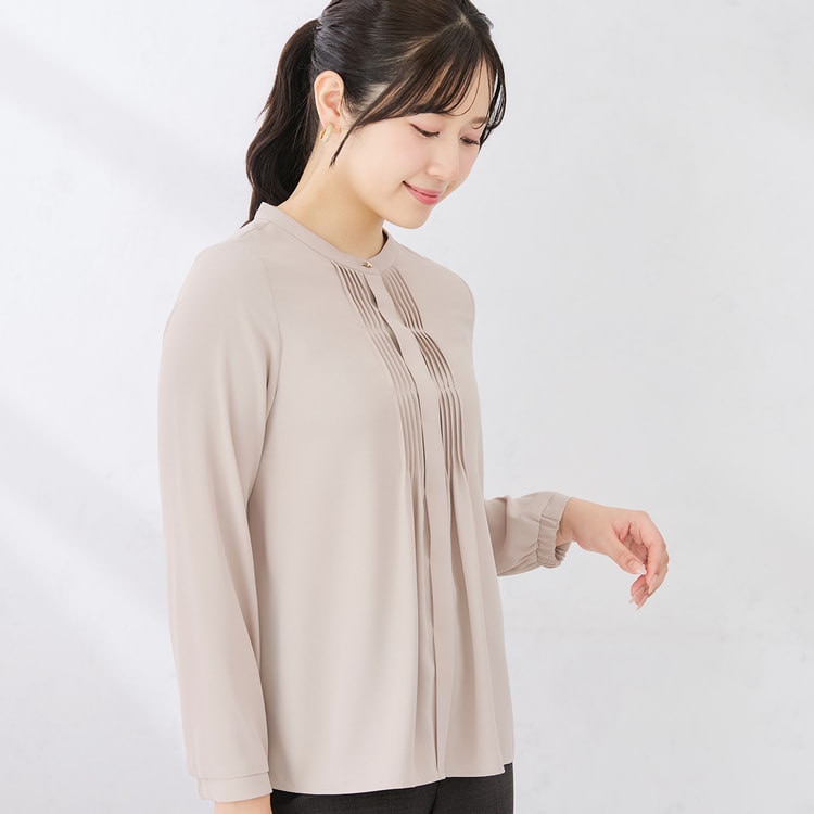 ＊タグ付き新品・希少＊INGEBORG 金子功期 オーバーブラウス オフホワイト 折紙タックブラウス｜遮熱・UVカット【AOKI公式通販】