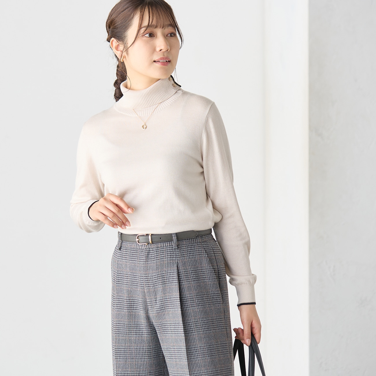 ≪MERY11月・Oggi10月号掲載≫ 配色タートルネックニット