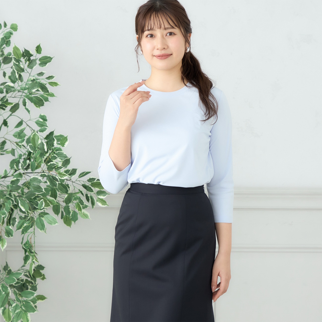 美肌を守る！キンセキカットシリーズ七分袖キンセキカットTシャツ クルーネック着るだけで近赤外線対策が叶う、AOKIの機能性衣料「キンセキカット」シリーズ。日焼けやシミの原因である紫外線だけでなく、シワ