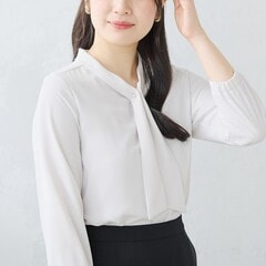 ≪Oggi4月号掲載≫ パールアクセサリー付きボウタイブラウス