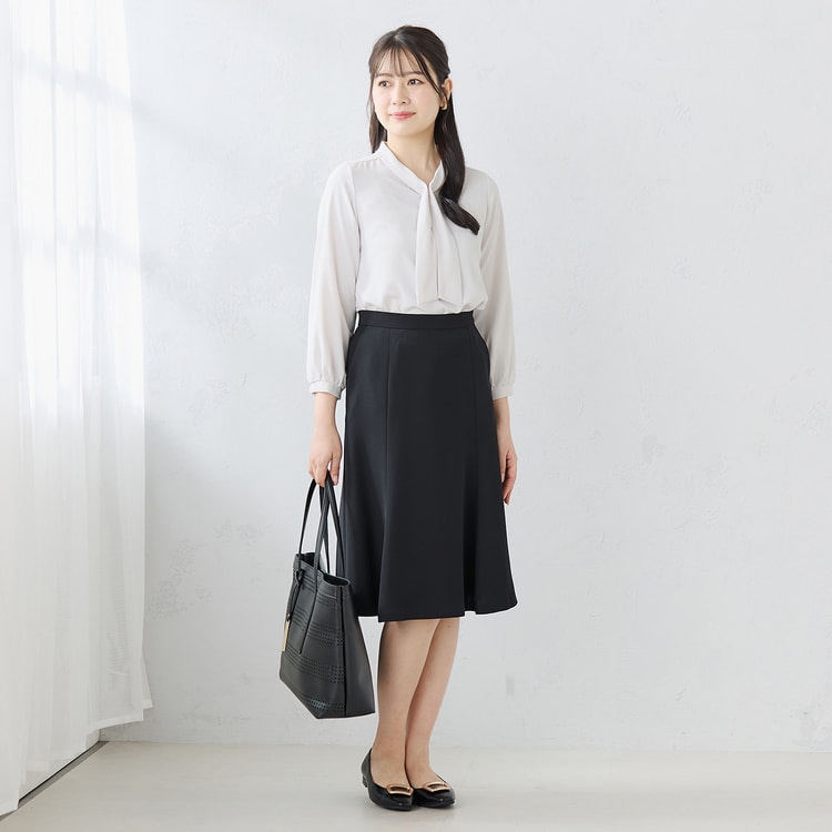 ≪Oggi4月号掲載≫ パールアクセサリー付きボウタイブラウス