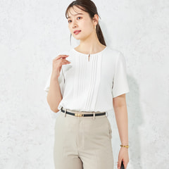 ≪Oggi.jp4月掲載≫ メタルホック付きタックブラウス