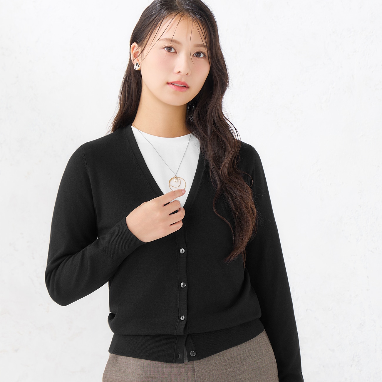 Vネックカーディガン｜洗える【WEB限定商品】