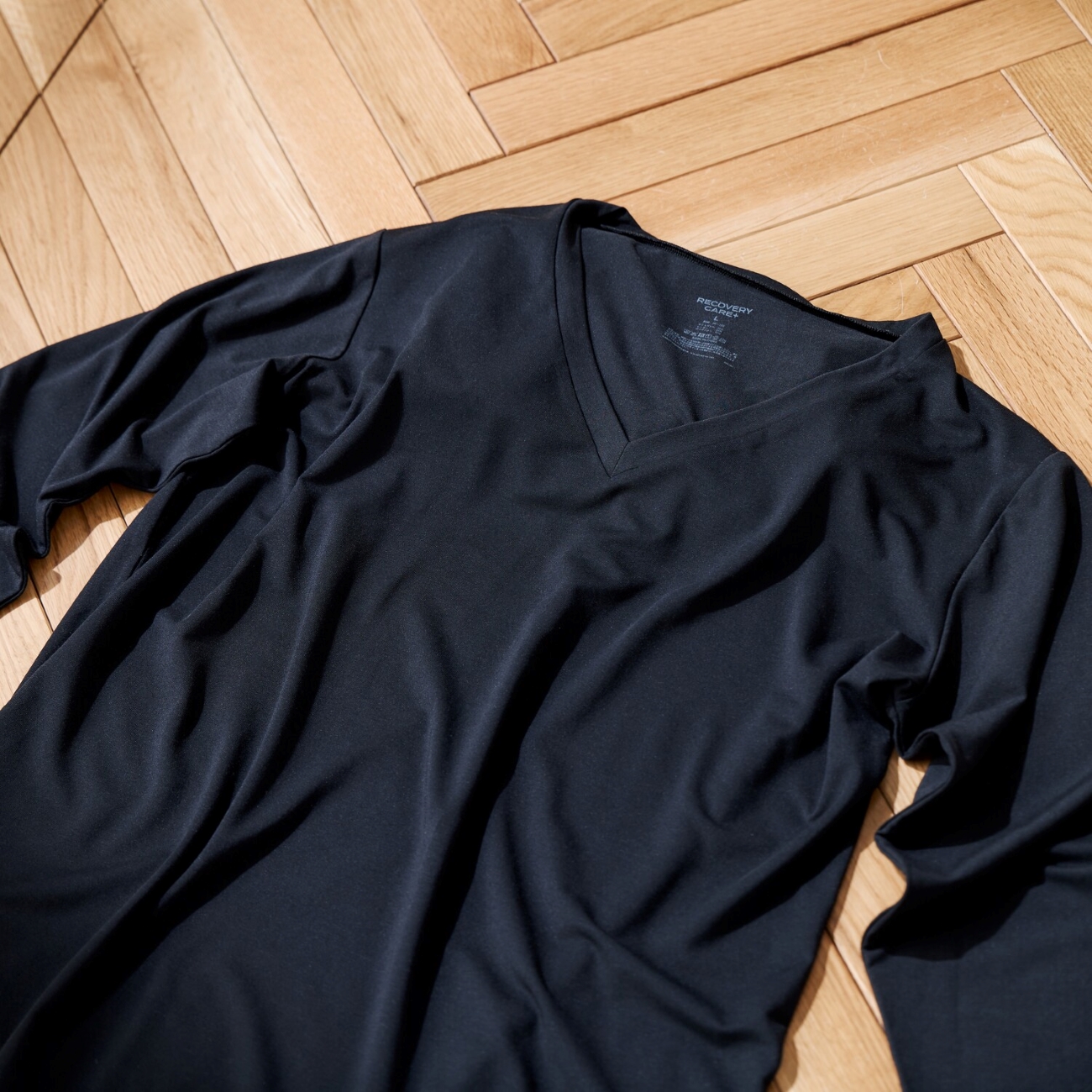 AOKI疲労回復ウェア・リカバリーケアプラス 九分袖インナー Vネック AOKI疲労回復ウェア・リカバリーケアプラス 九分袖インナー Vネック